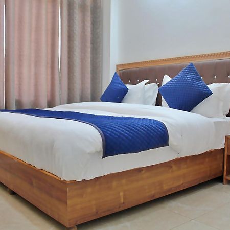 The Richie Royal Inn Манали Экстерьер фото