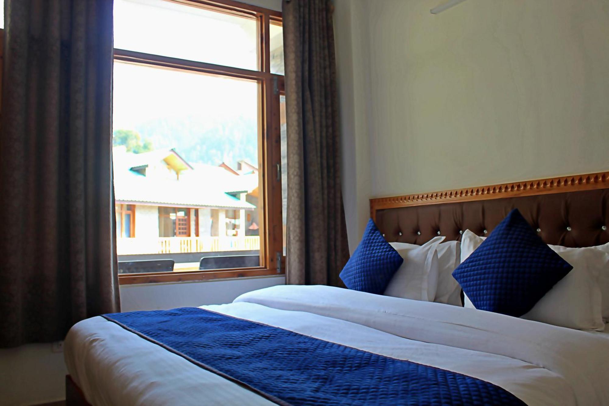 The Richie Royal Inn Манали Экстерьер фото